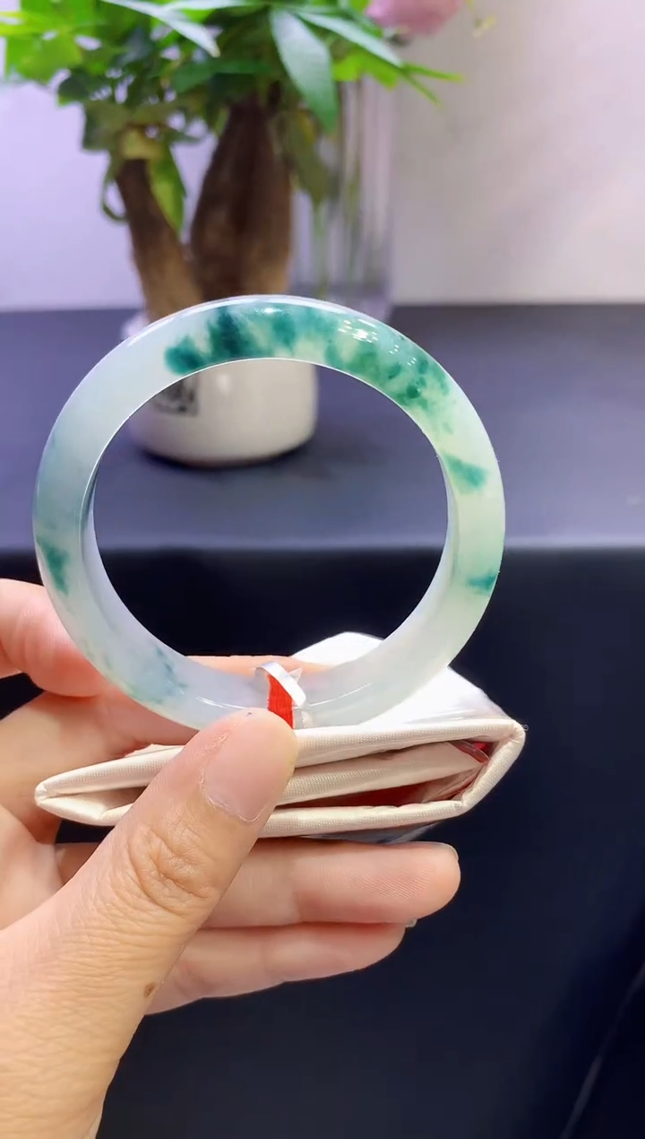 未镶嵌手镯翡翠翡翠手镯圈口55.4-t152