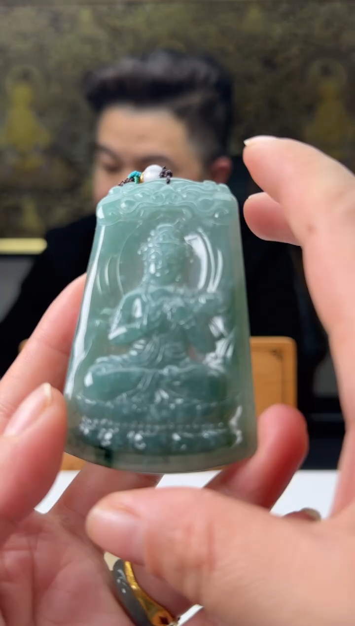 【闪购商品】翡翠颈饰未镶嵌11111111111