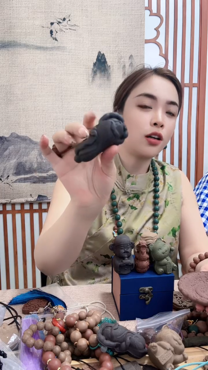 泥塑玫瑰城香方白菜摆件送礼盒装