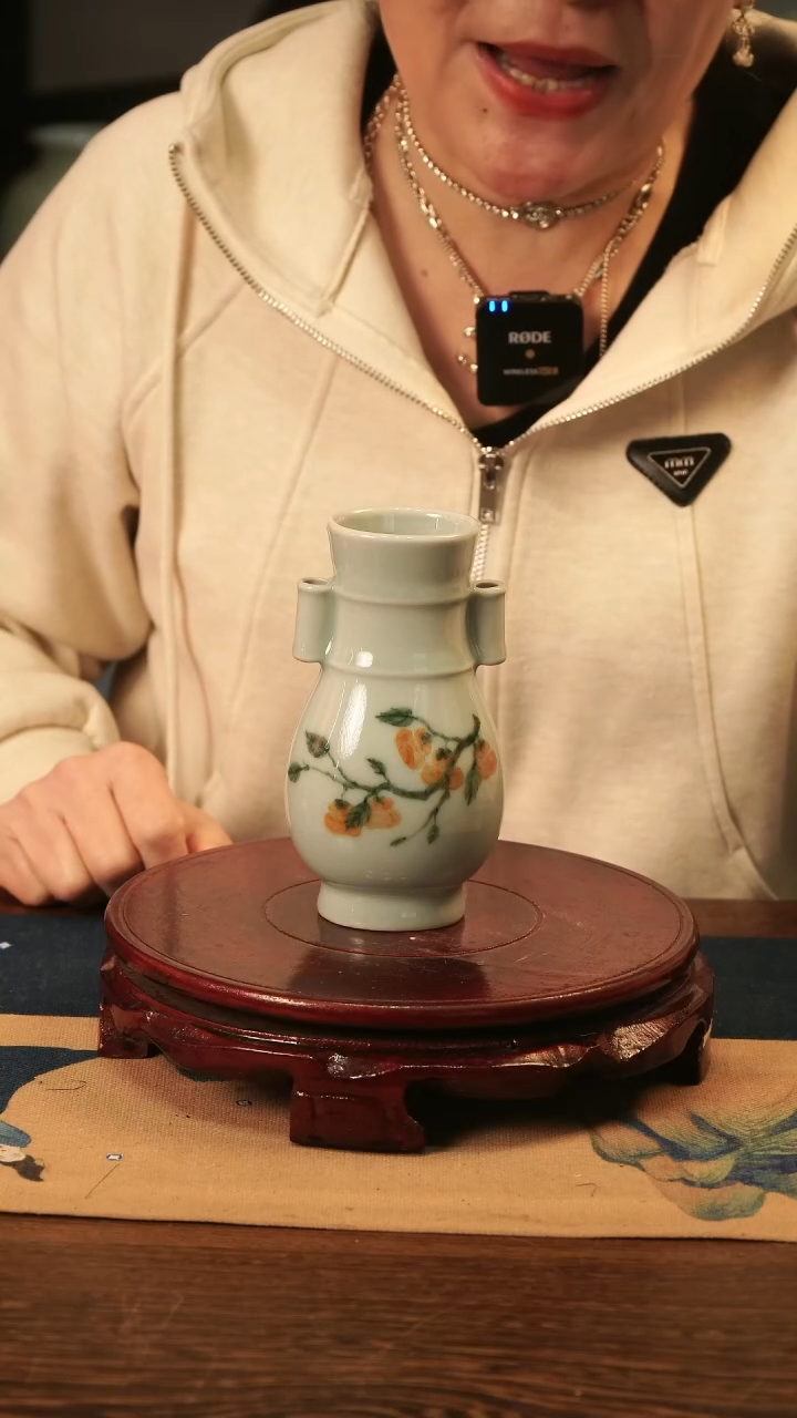【闪购商品】釉中彩 柿子画 小双耳瓶