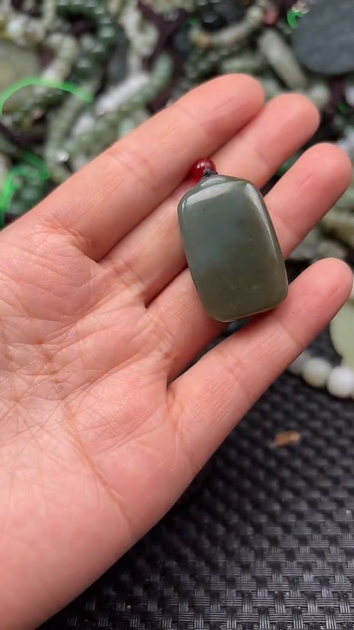 【闪购商品】和田玉颈饰未镶嵌1