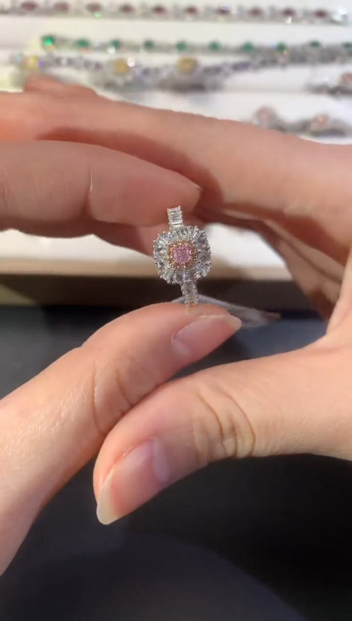 【闪购商品】钻石戒指18K金镶嵌R32|9380