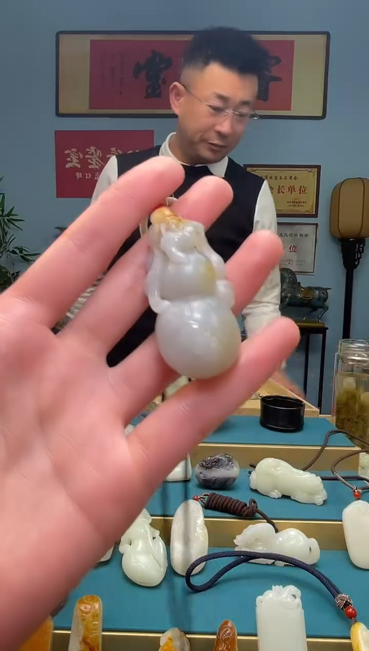 【闪购商品】和田玉颈饰未镶嵌吊坠多样性 发货拍一发一