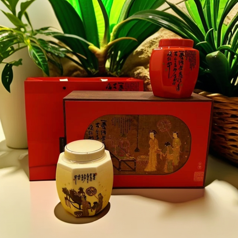 典藏 金骏眉红茶 新茶 陶瓷罐250g茶叶礼盒装 过年送礼