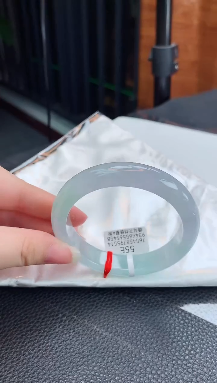【闪购商品】翡翠手镯未镶嵌缅甸天然翡翠A货手镯