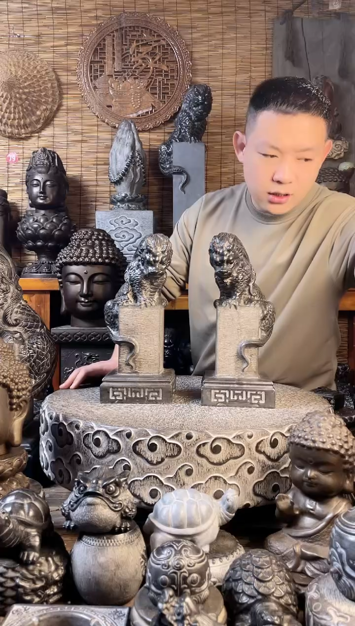 【闪购商品】34吸水兽立柱一对天然青石雕刻