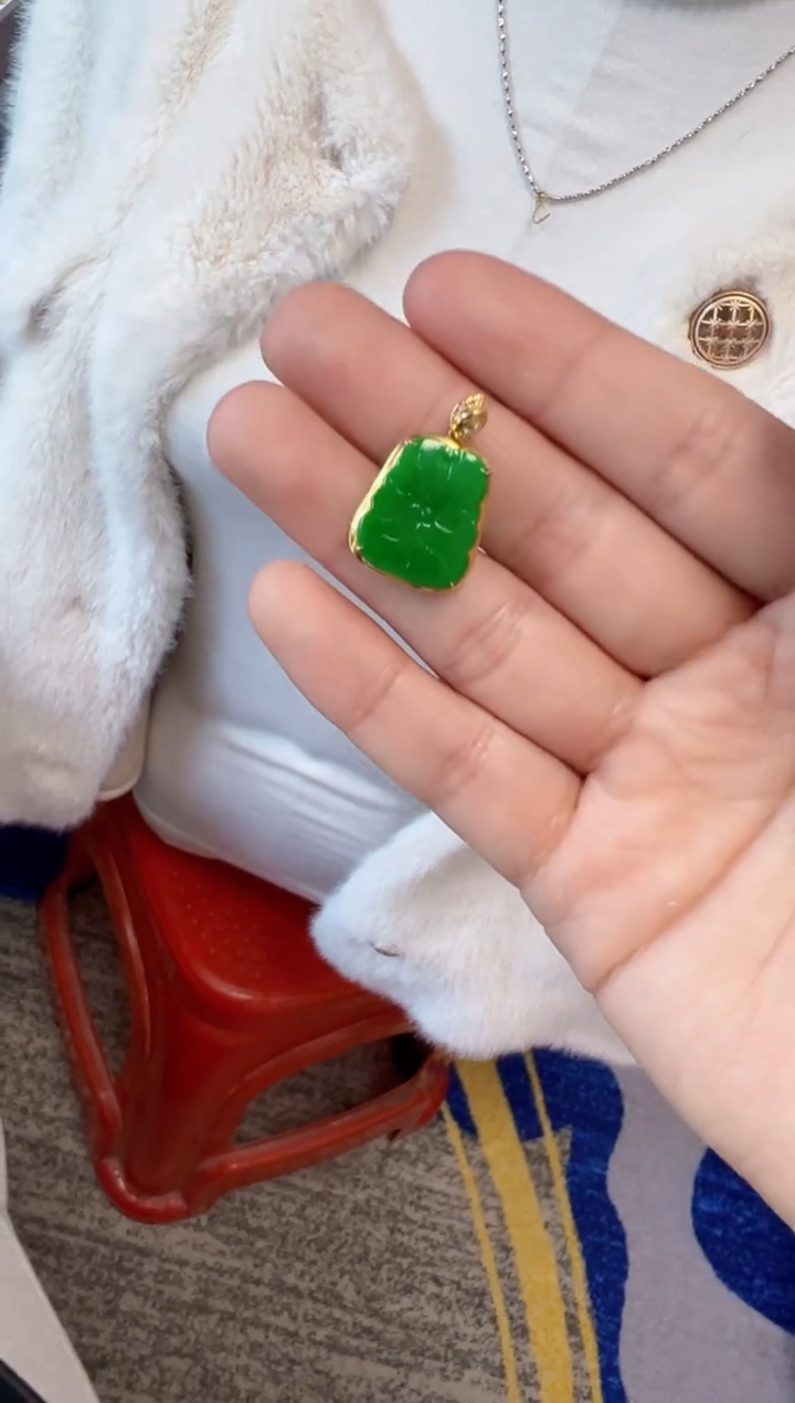 【闪购商品】定制翡翠18K金镶嵌2800元