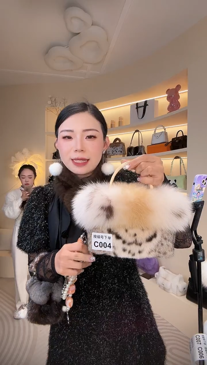 水貂毛【闪购商品】女包C004