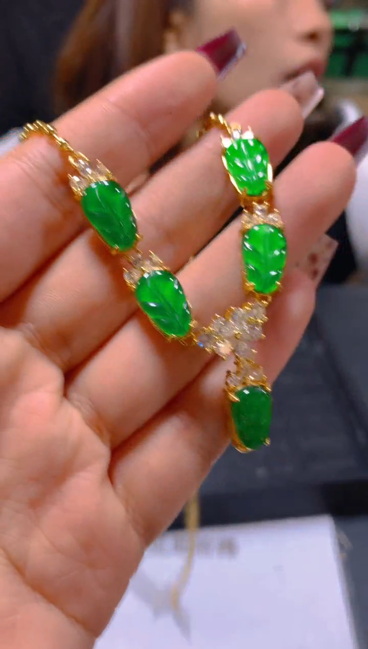 颈饰未镶嵌翡翠多样性发一