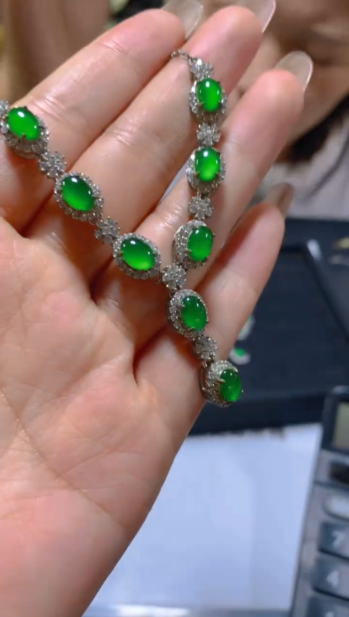 颈饰未镶嵌翡翠多样性发一