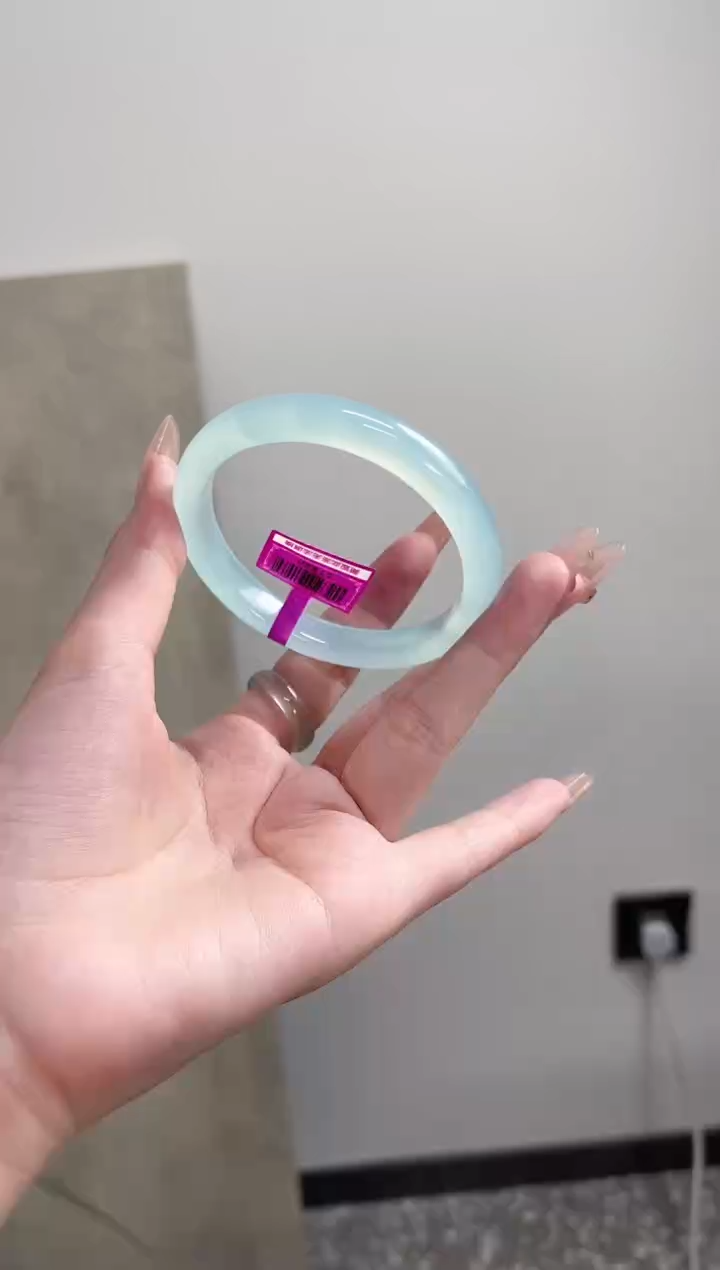 【闪购商品】玛瑙/玉髓手镯未镶嵌60圈 需要包容