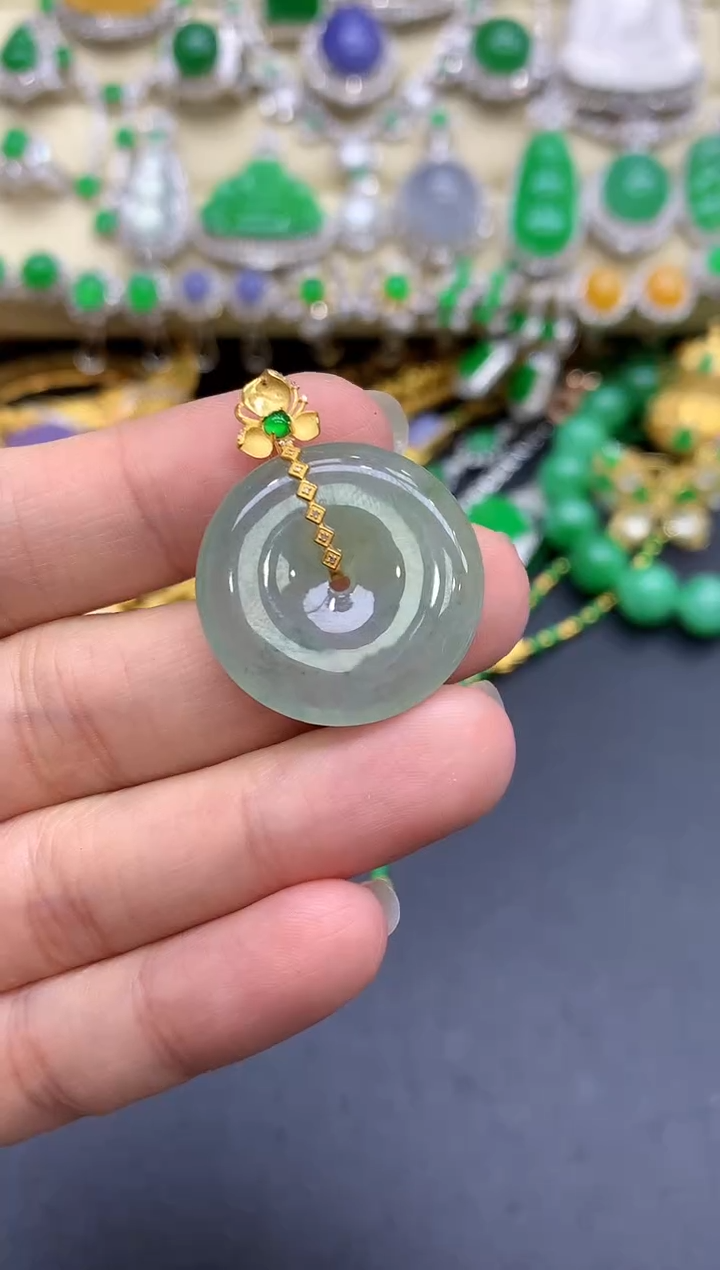 颈饰18K金镶嵌翡翠珊**迟134-中国好珍宝