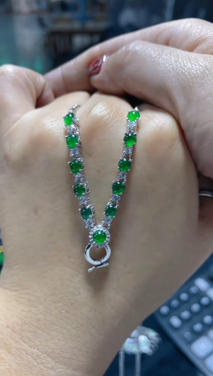 【闪购商品】定制翡翠未镶嵌天然A货翡翠假一罚四（多样性）