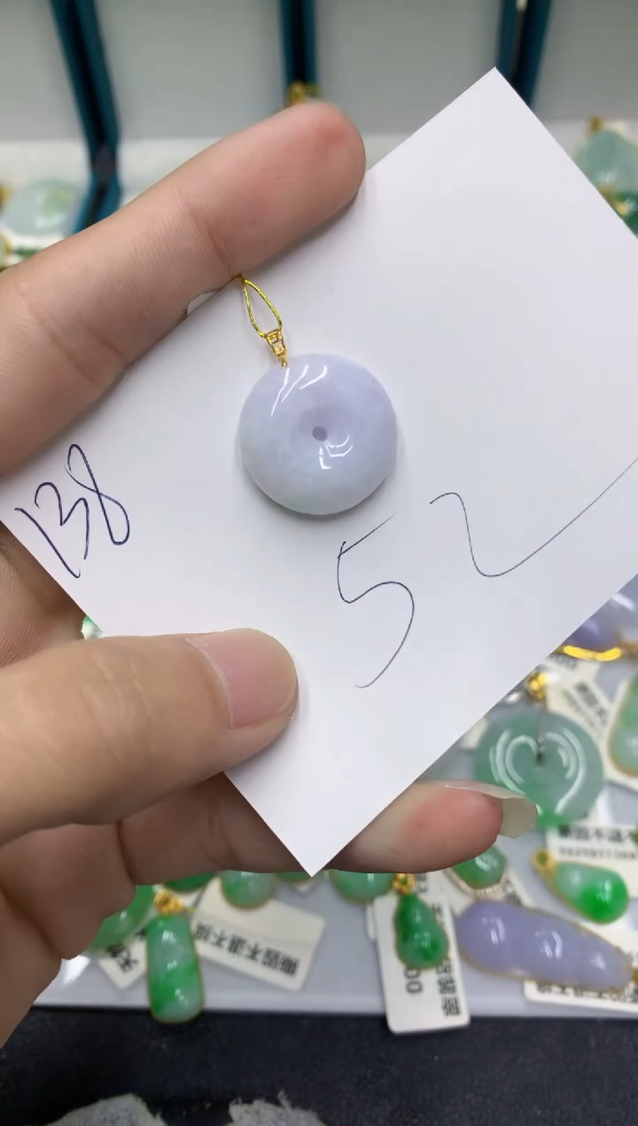 【闪购商品】翡翠颈饰18K金镶嵌翡翠