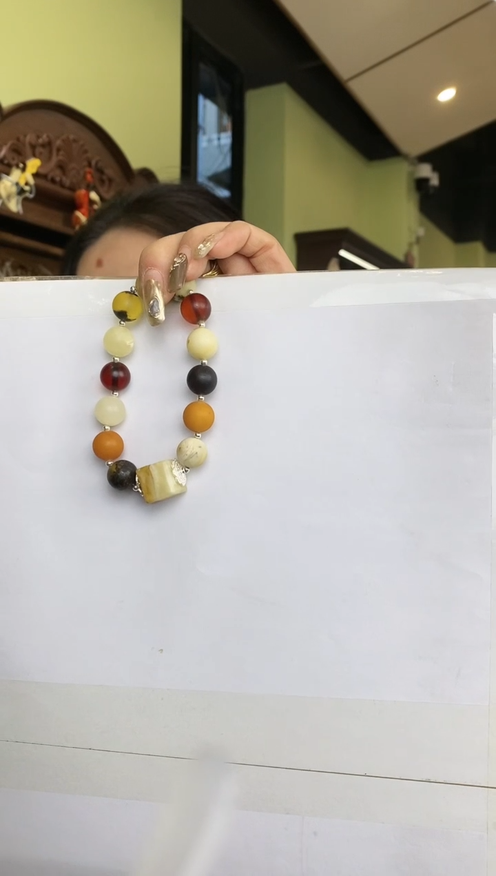 【闪购商品】琥珀手链未镶嵌多样性发一