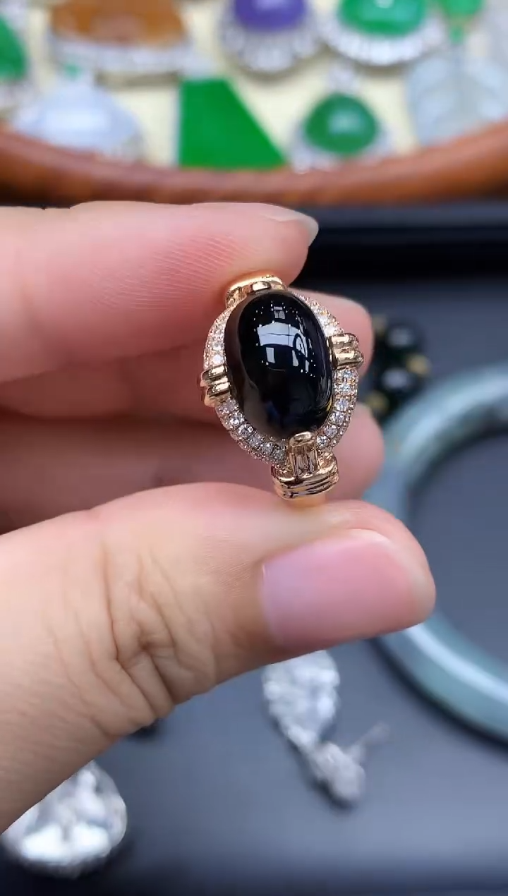 18K金镶嵌戒指翡翠530-中国好珍宝