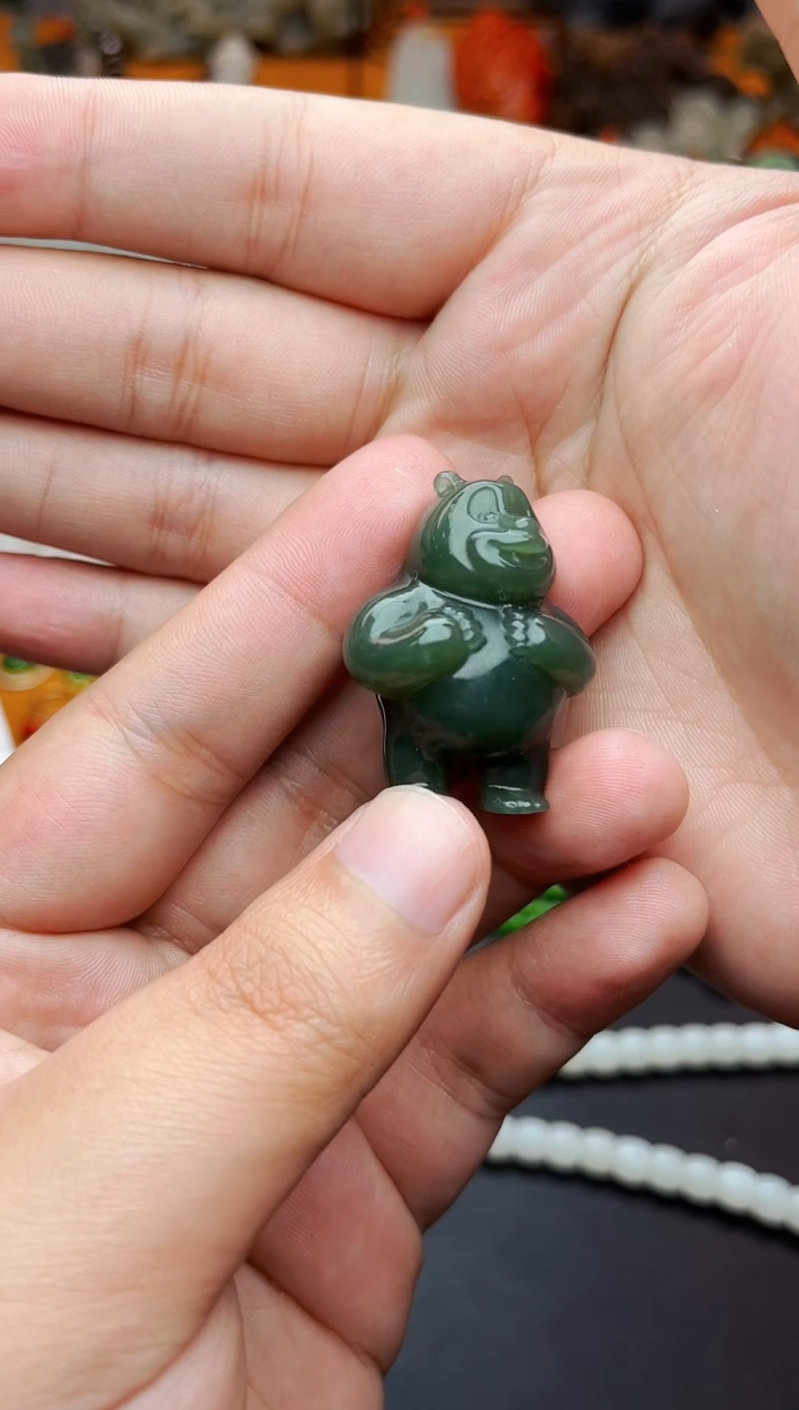 【闪购商品】和田玉摆件未镶嵌熊01