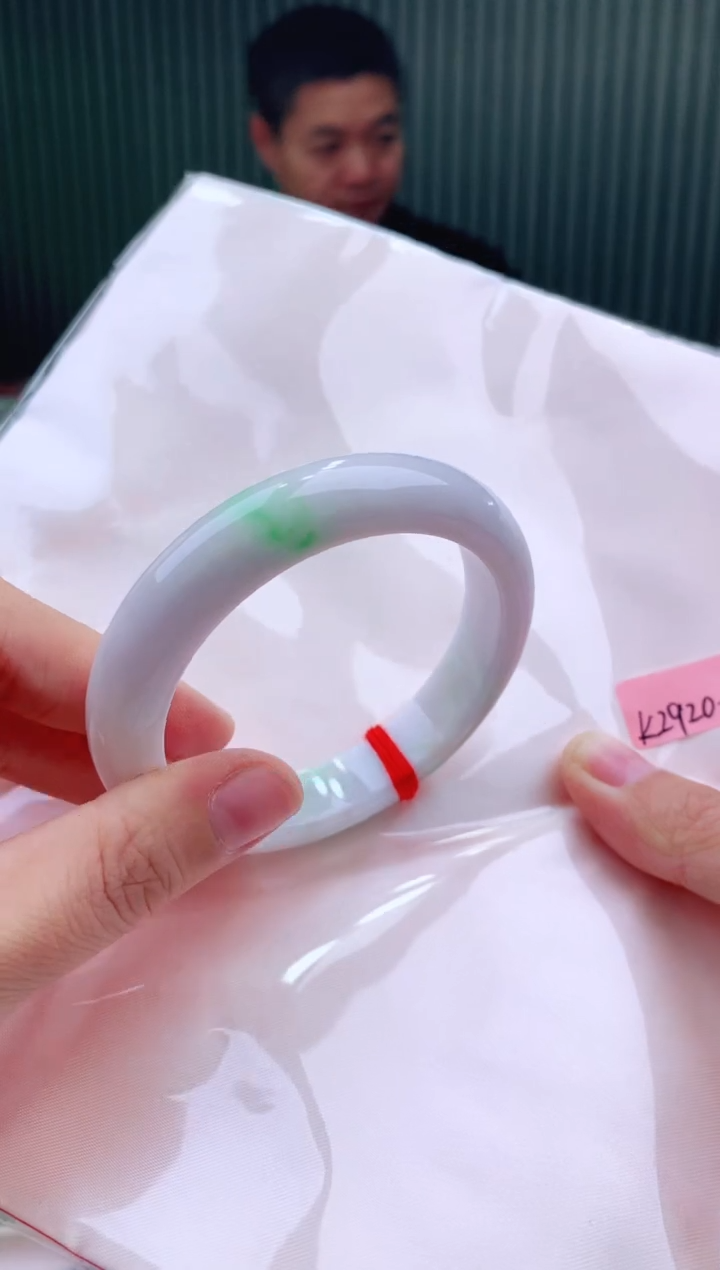 未镶嵌手镯翡翠54