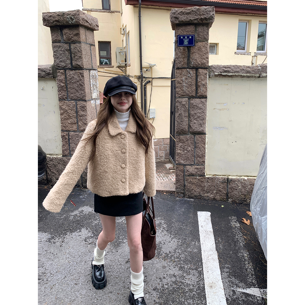 冬季羊毛外套加厚夹棉短款小个子慵懒风皮毛一体皮草