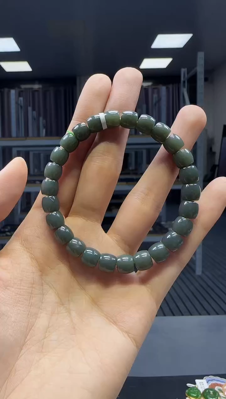 手串未镶嵌和田玉1