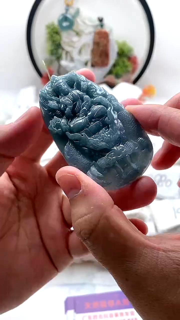 颈饰未镶嵌翡翠千手观音