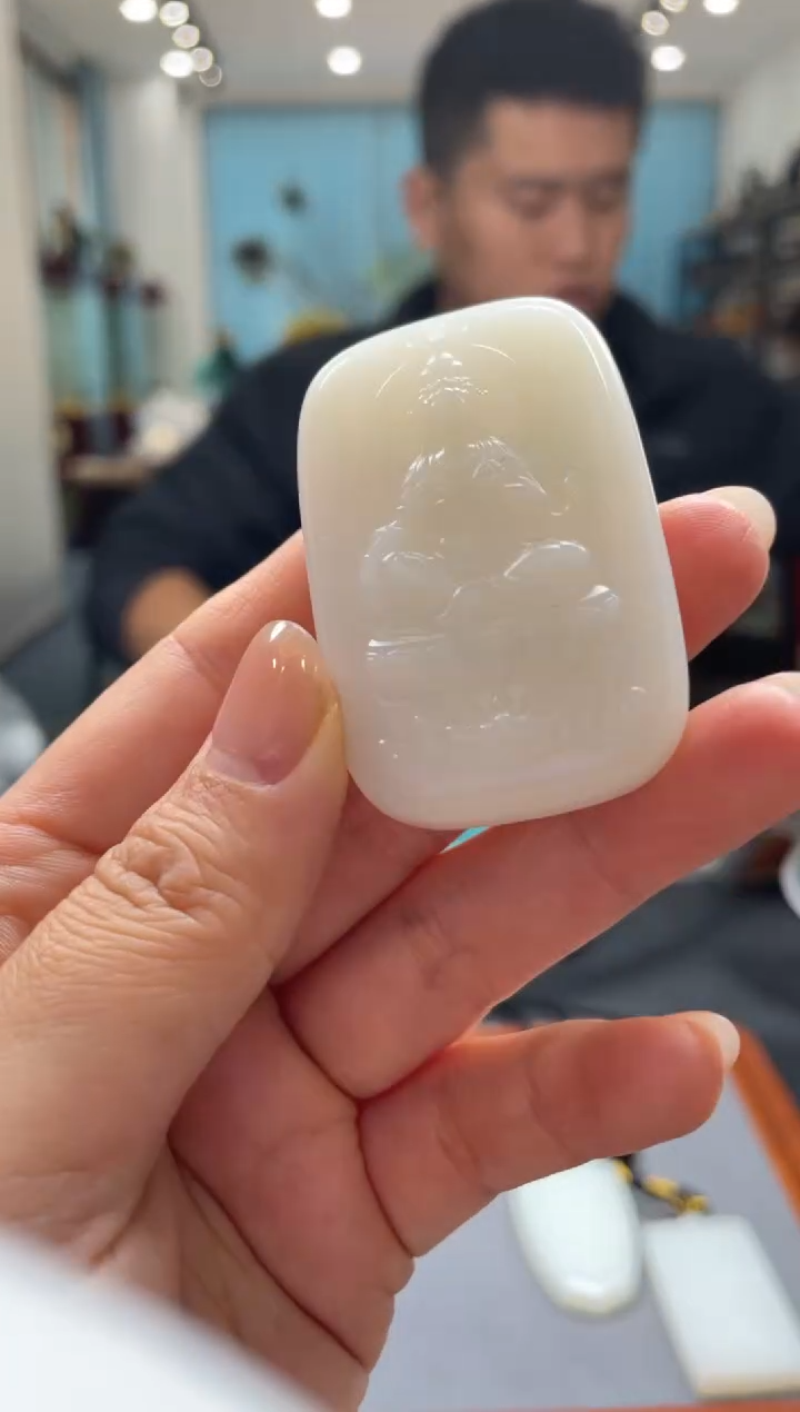 【闪购商品】和田玉颈饰18K金镶嵌02-26HDJT0142781