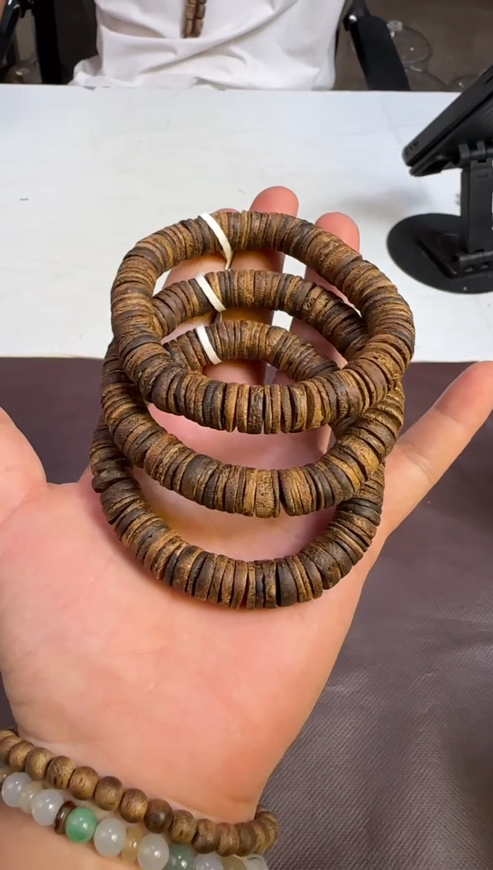 沉香手串沉水浮国香绿棋沉香陆河虫漏片珠单圈10mm10g+多样性发1