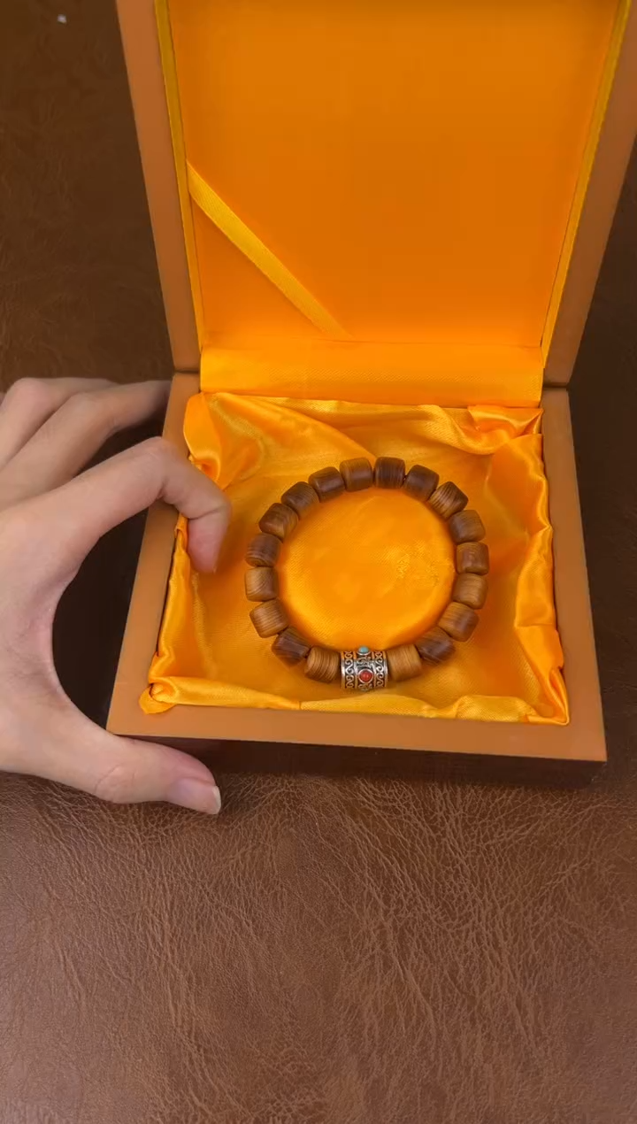 得闲文玩阁崖柏链接@@YS1522