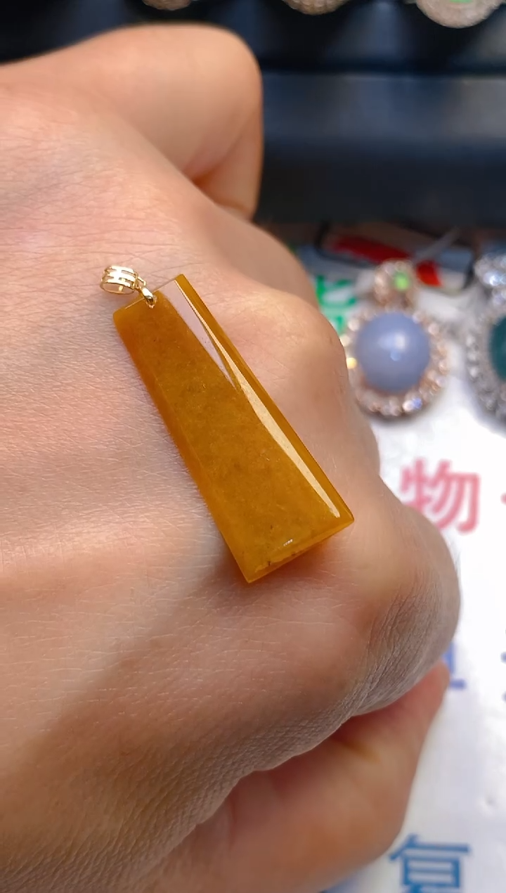 【闪购商品】翡翠耳饰18K金镶嵌天然A货翡翠1