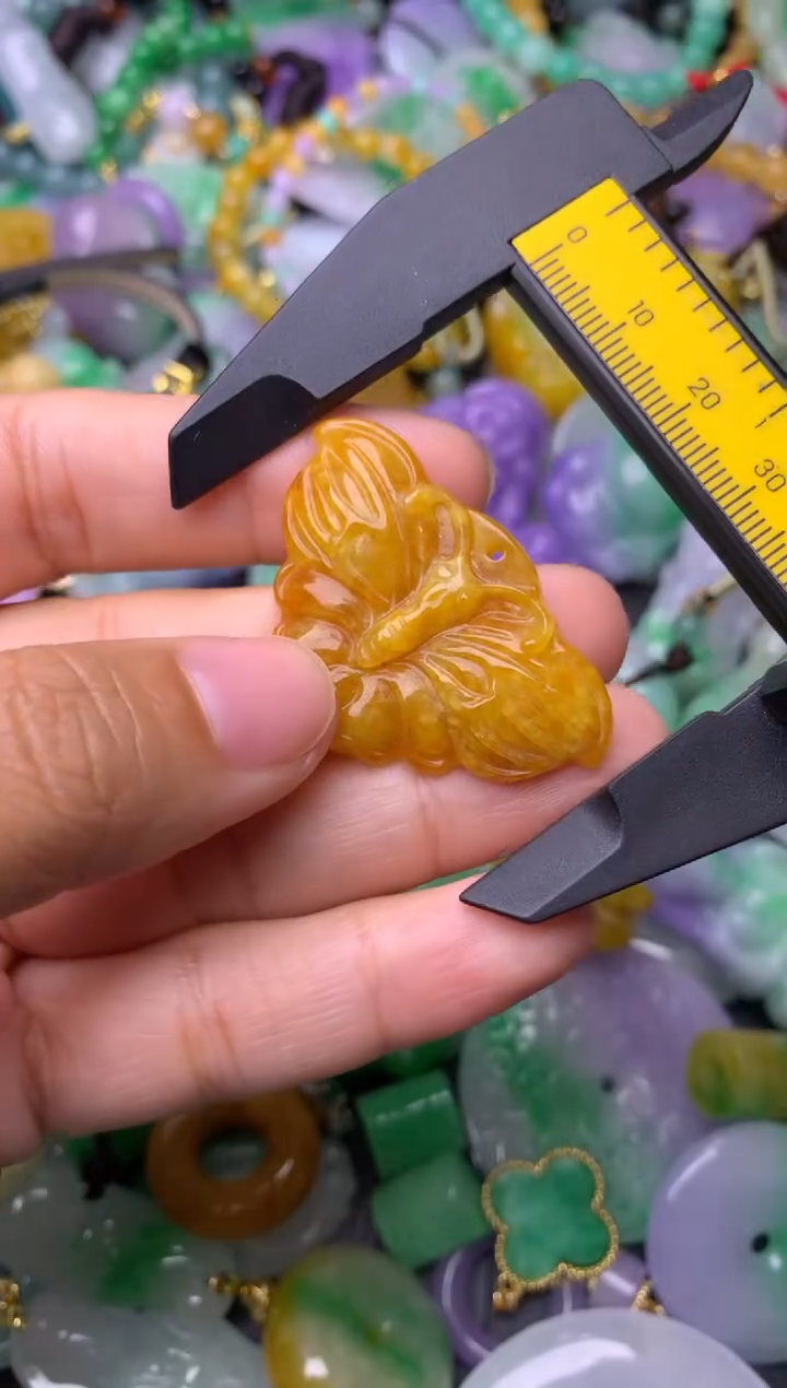 颈饰未镶嵌翡翠缅甸翡翠吊坠