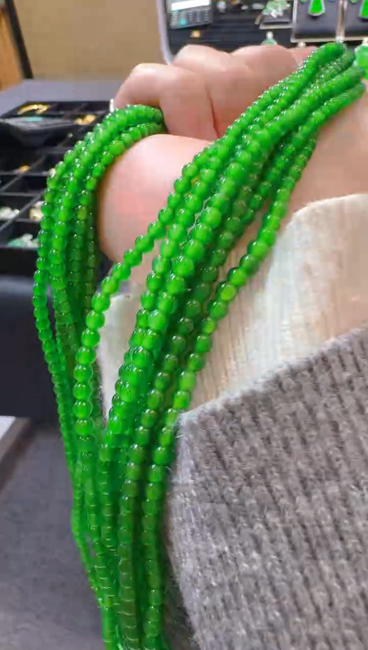 【闪购商品】翡翠颈饰银S925镶嵌天然A货翡翠+发其一