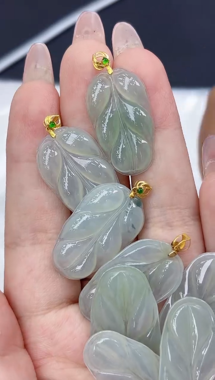 【闪购商品】翡翠颈饰18K金镶嵌多样性发其一