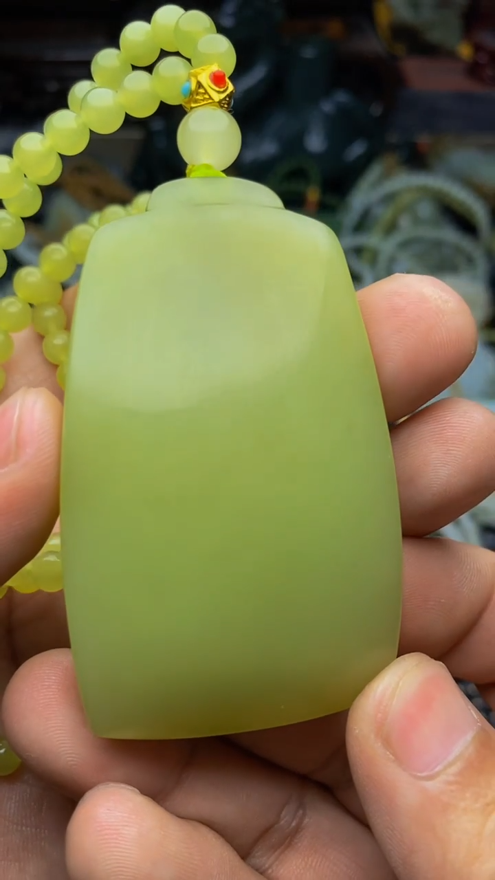 未镶嵌和田玉挂件1