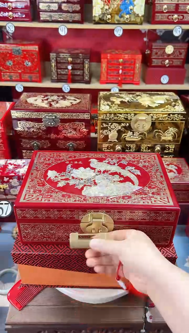 【闪购商品】28厘米双层掐丝螺钿镶嵌铜扣酒红锦上添花