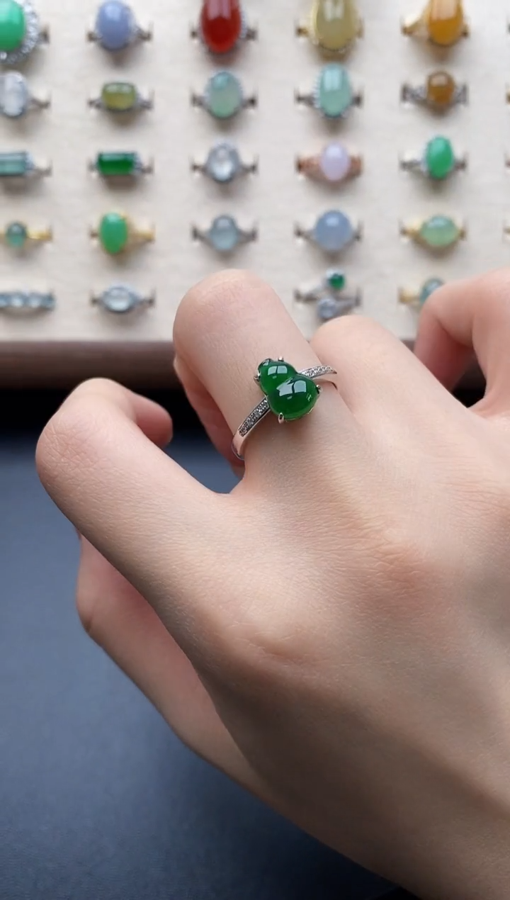 银S925镶嵌戒指翡翠一物一证一礼盒