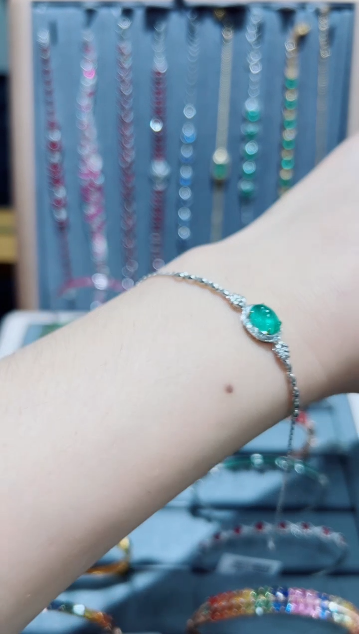 【闪购商品】祖母绿手链18K金镶嵌.