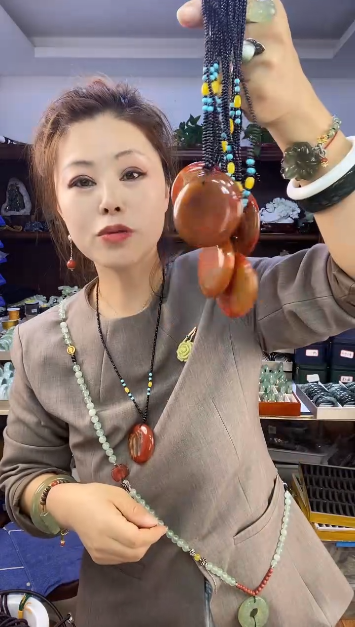 未镶嵌护心镜玛瑙/玉髓多样性随机发一