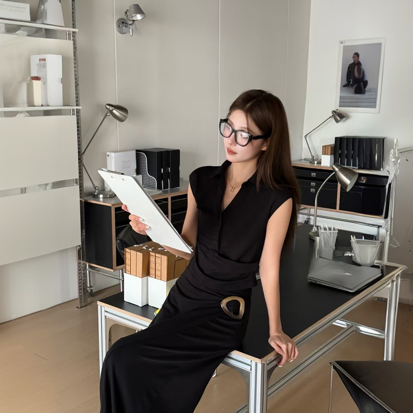 【晨浠定制】深圳南油时尚翻领褶皱上衣+腰扣开叉半裙套装8618