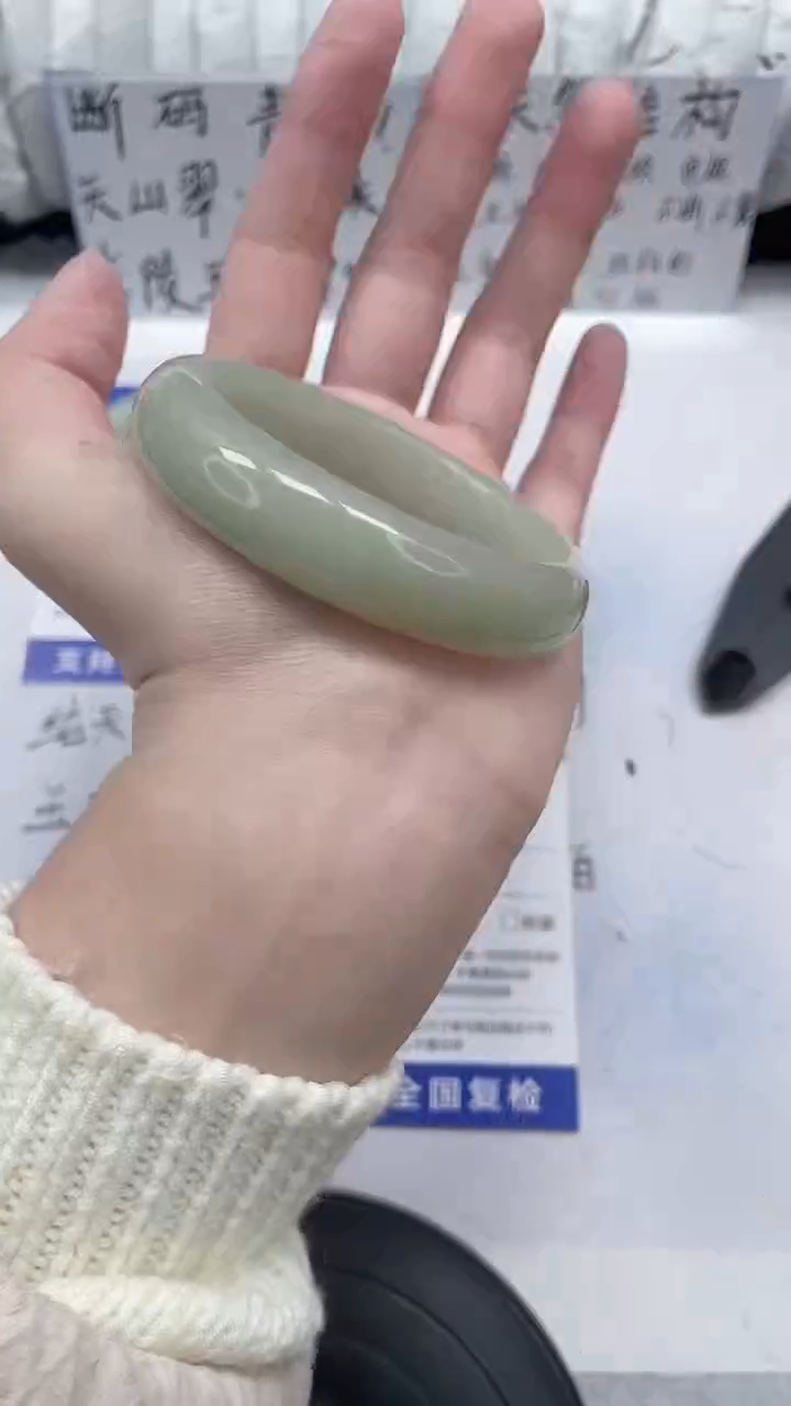 未镶嵌手镯石英质玉11-51/52