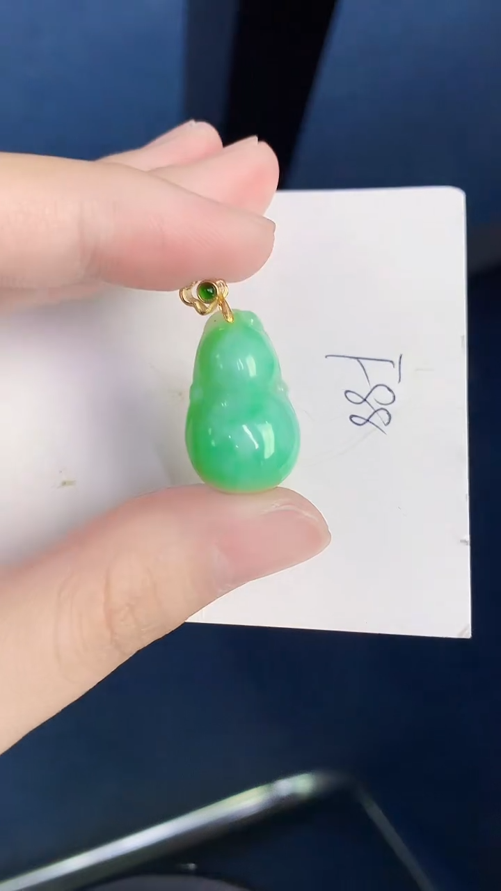 颈饰未镶嵌翡翠天然翡翠缅甸A货