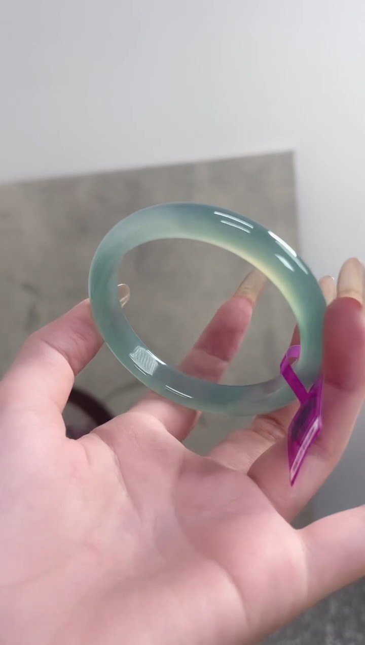 【闪购商品】玛瑙/玉髓手镯未镶嵌60圈 需要包容