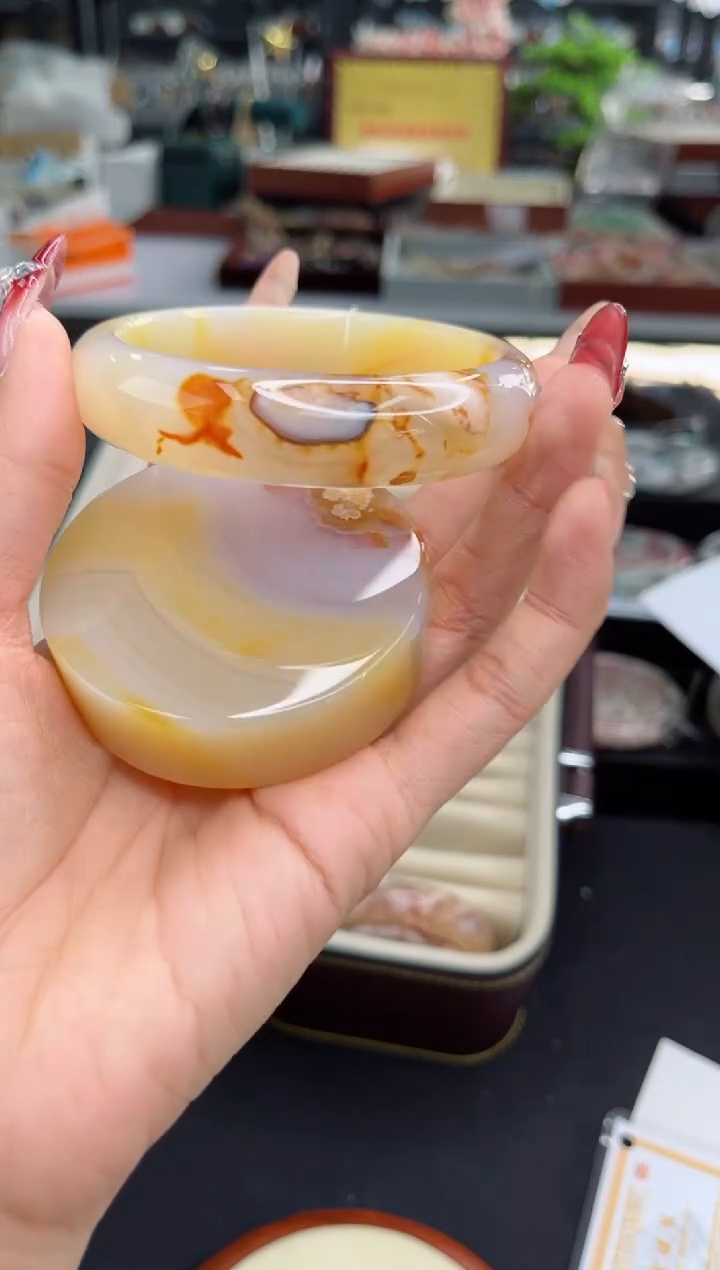 【闪购商品】石英质玉手镯未镶嵌63圈口（赠品镯心）6443458