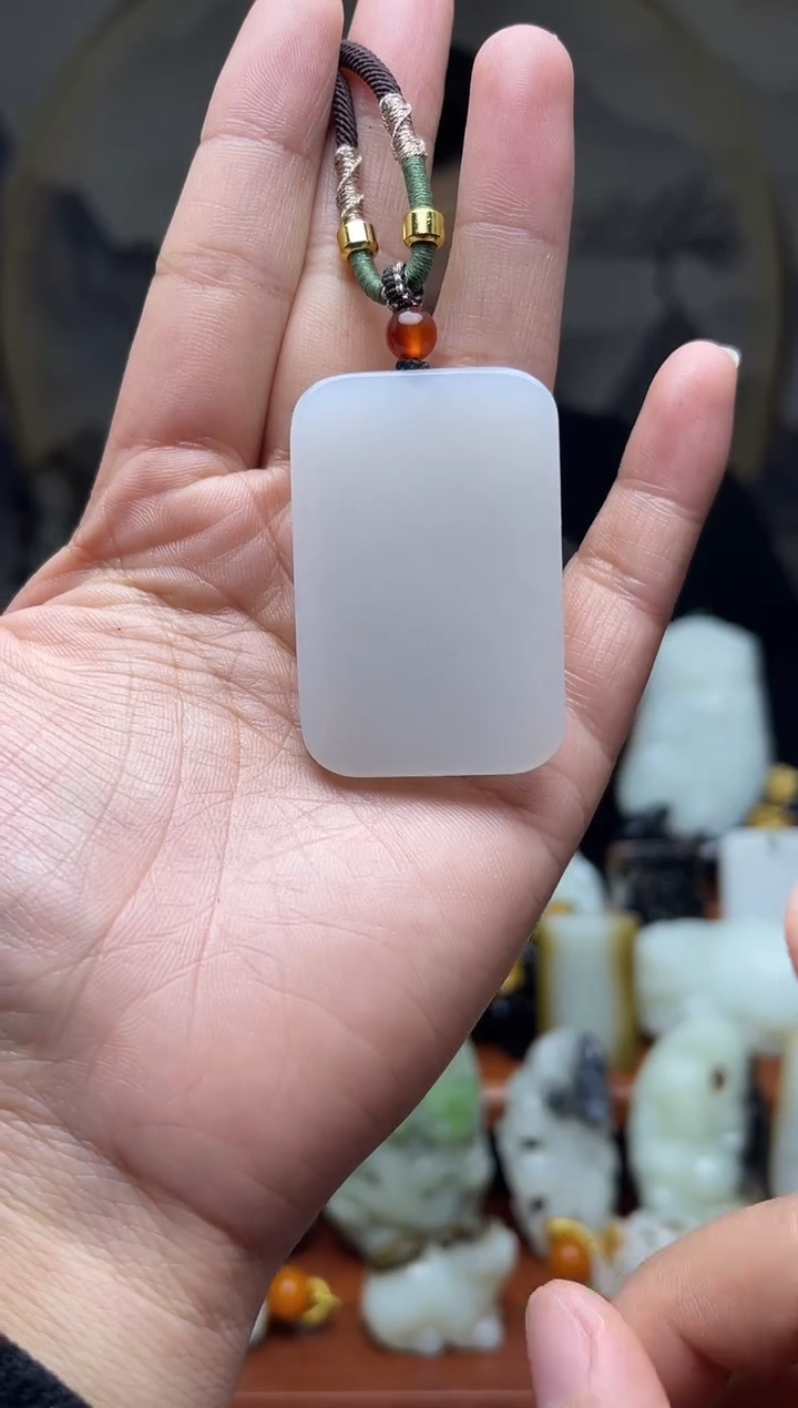 【闪购商品】和田玉吊坠未镶嵌50