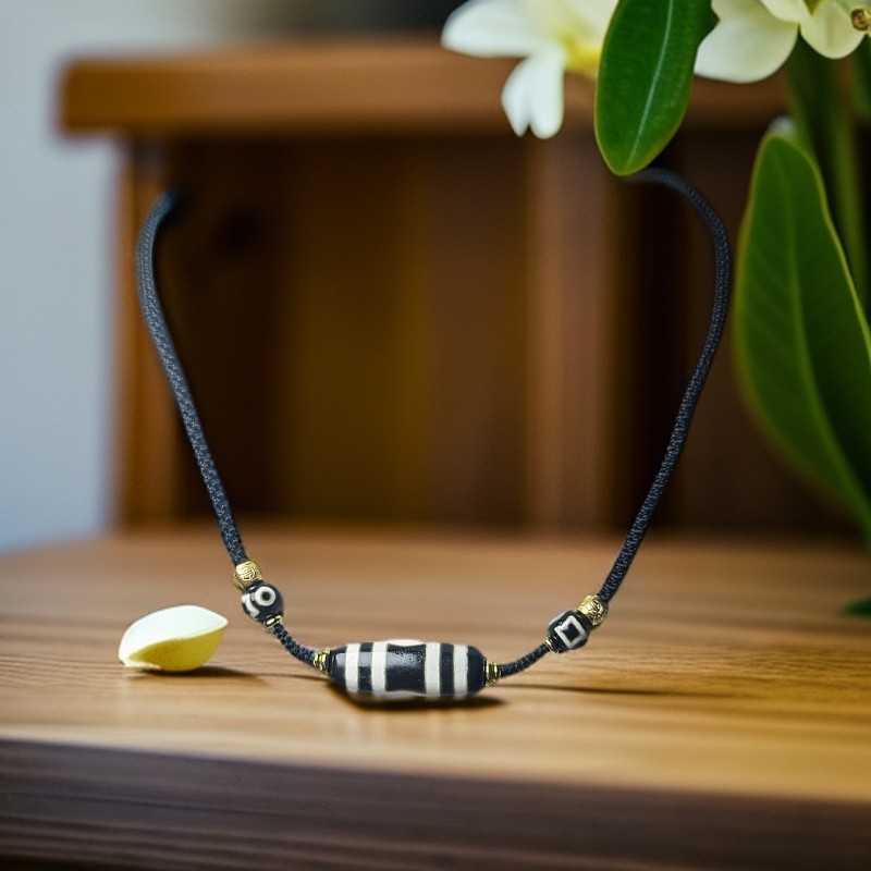 玛瑙黑白天地锁骨链情侣时尚复古百搭手工珠