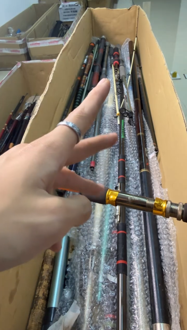 卜* 孤品微瑕， 以直播间为准  加 10元发顺丰