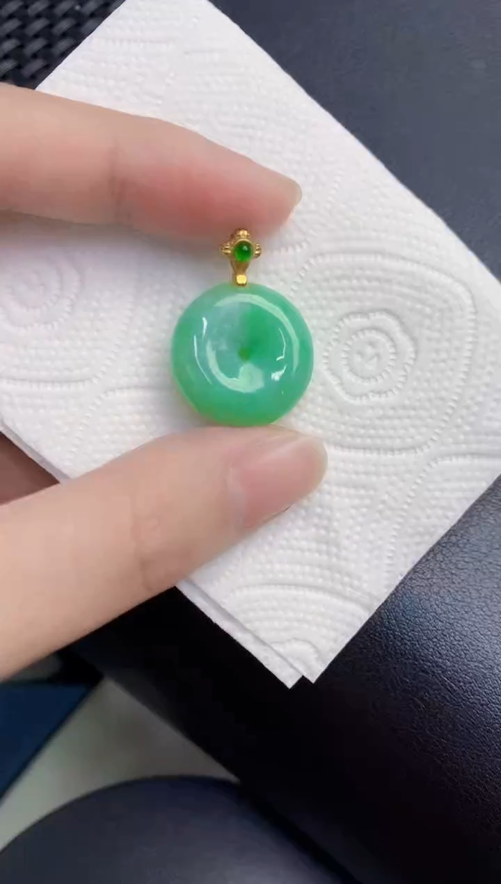 颈饰未镶嵌翡翠天然翡翠缅甸A货