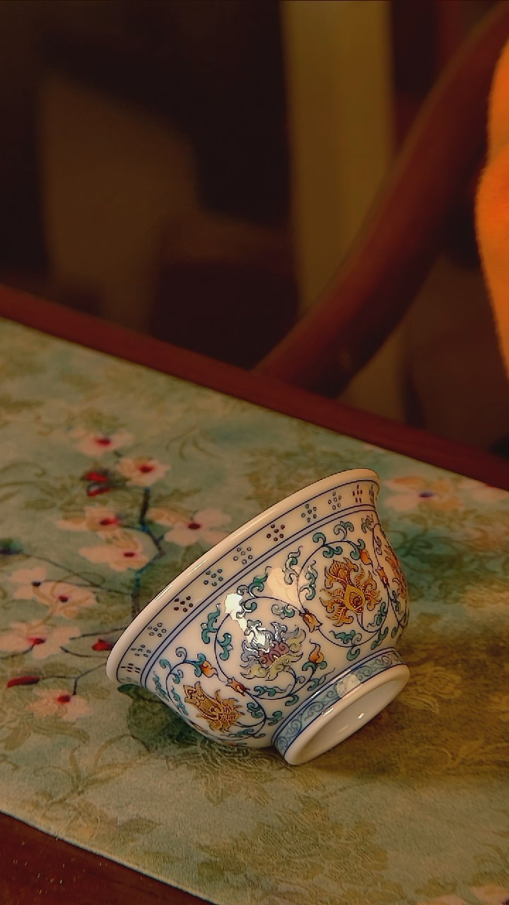 杯手工手绘杯杯很美丽