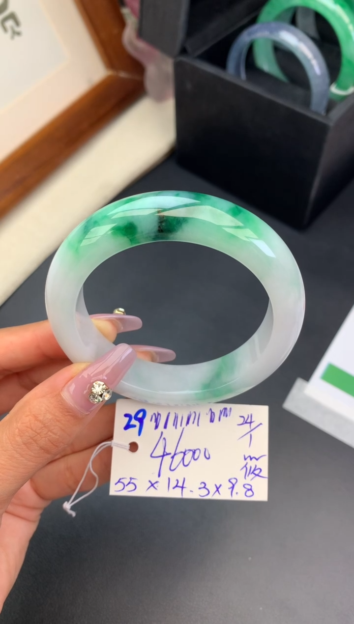 【闪购商品】翡翠手镯未镶嵌订金