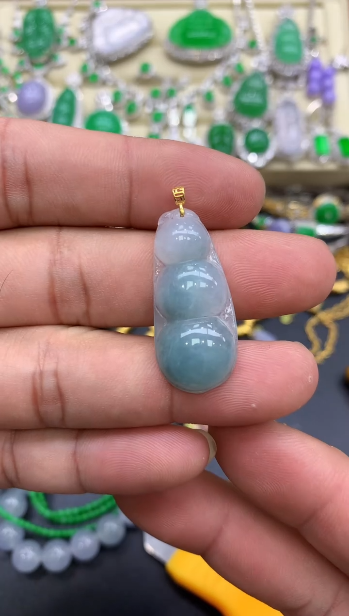 颈饰18K金镶嵌翡翠65-中国好珍宝