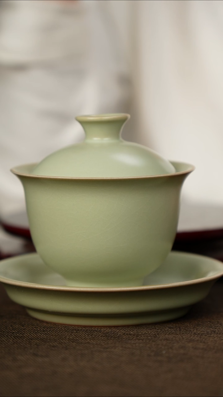 微微瑕 粉青 三才盖碗 无底款200容量